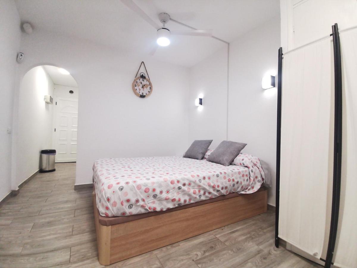 Sunny Apt With Terrace Coastal Area South Arona Arona  Extérieur photo
