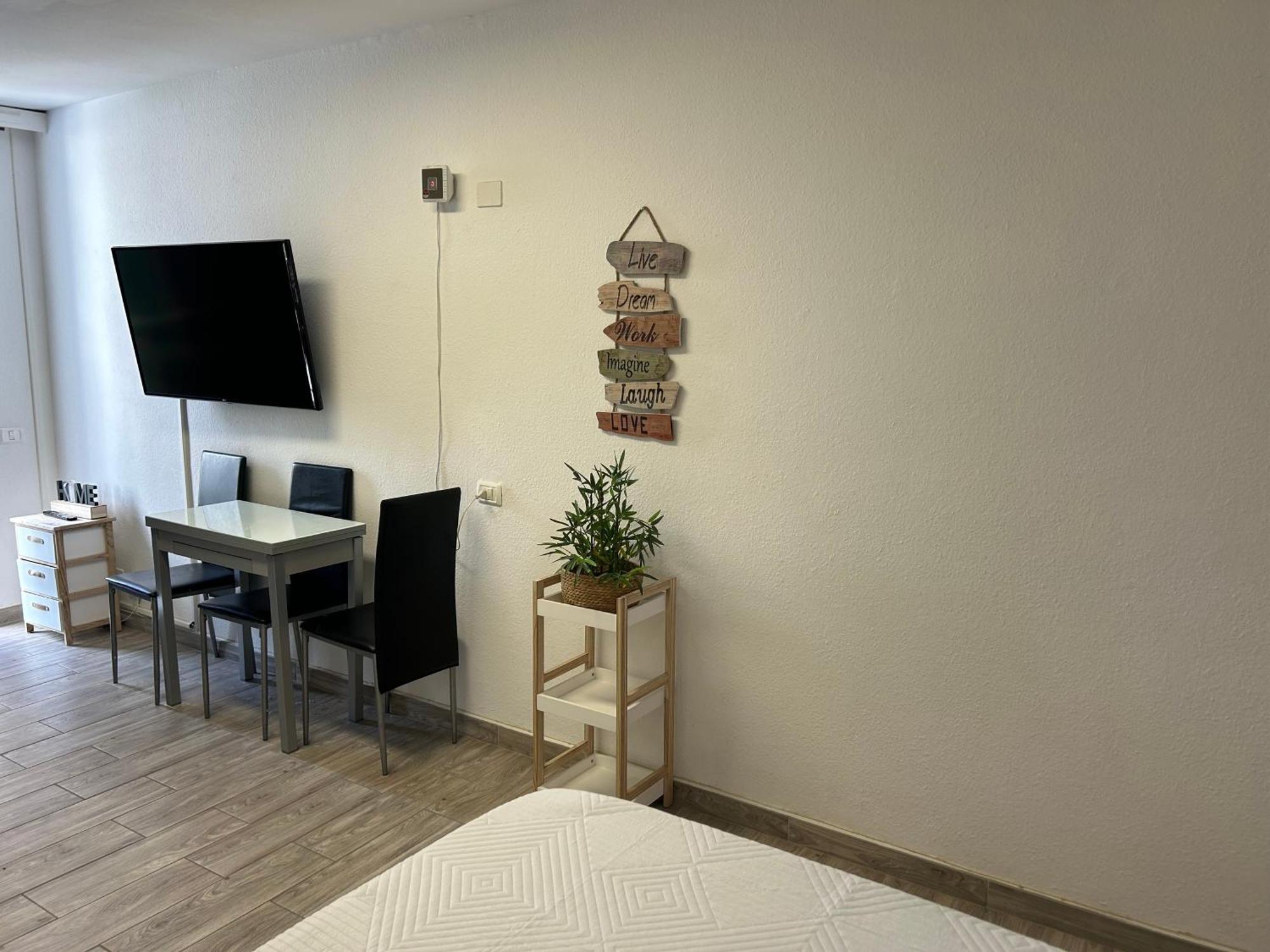 Sunny Apt With Terrace Coastal Area South Arona Arona  Extérieur photo